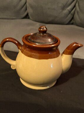 Vintage 1970's Stoneware Brown & Tan Teapot & Lid-Made in Taiwan-6" High-EUC